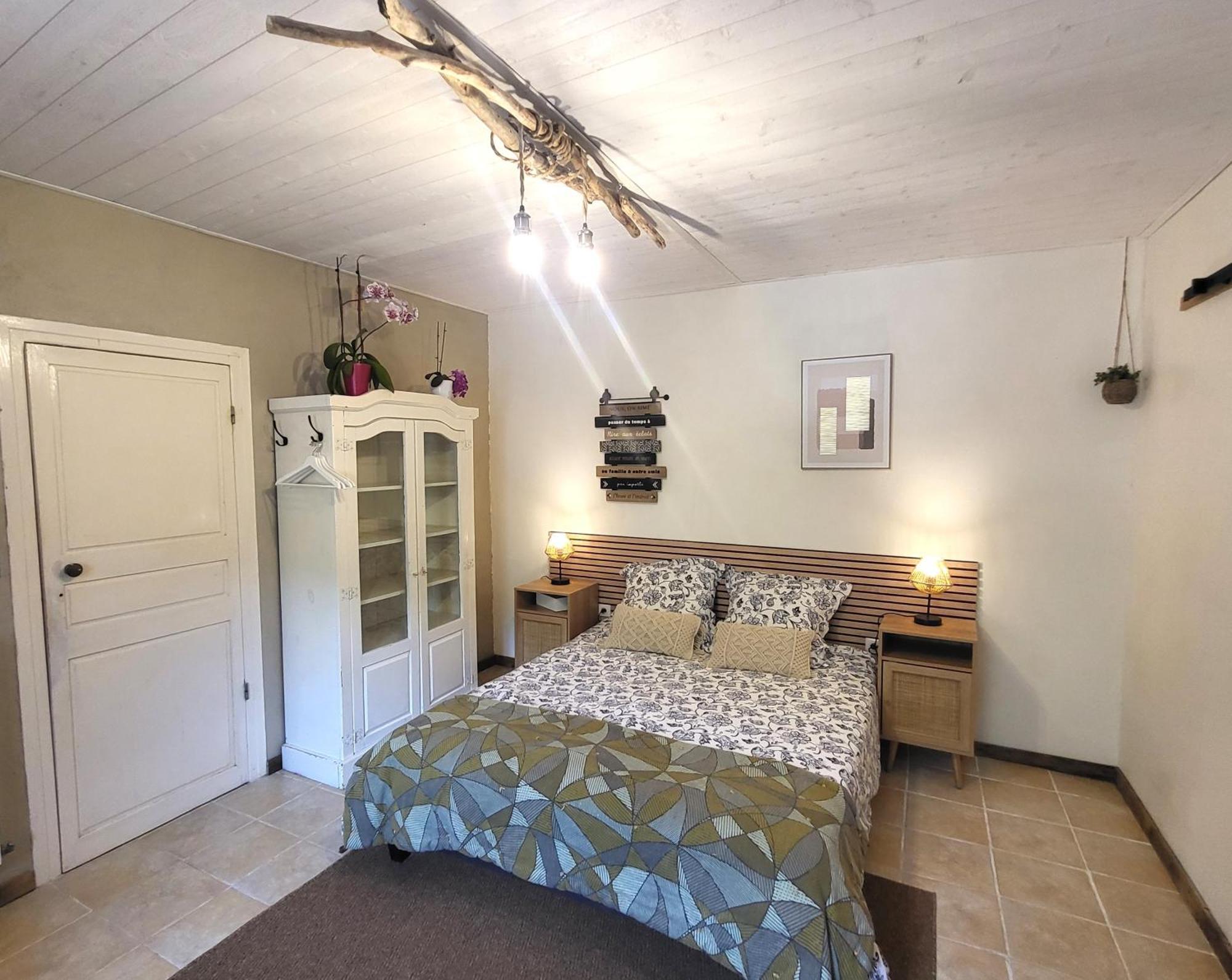 Chambres D'Hotes La Storya Meyras Екстер'єр фото